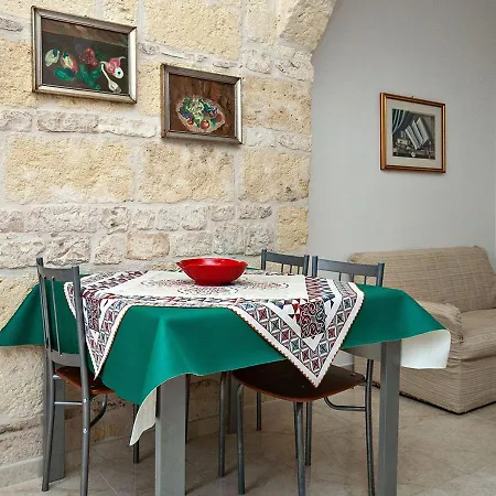 Apartment La Pergola Rosa Santeramo in Colle